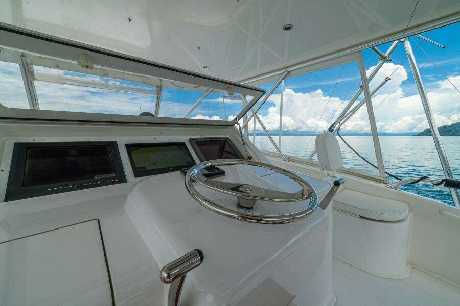 2004 Viking 61 Convertible "Mariah Jean"