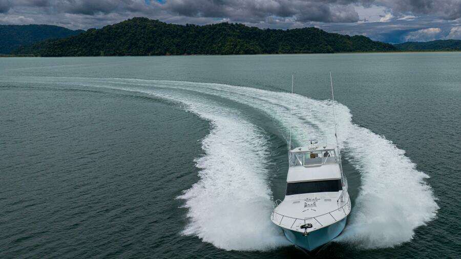 2004 Viking 61 Convertible "Mariah Jean"