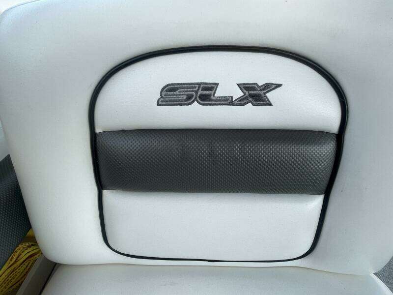 2007 Sea Ray 290 SLX