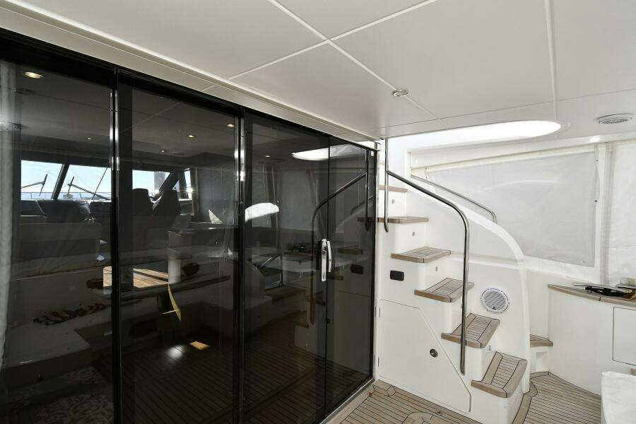 2016 Princess 52 Flybridge