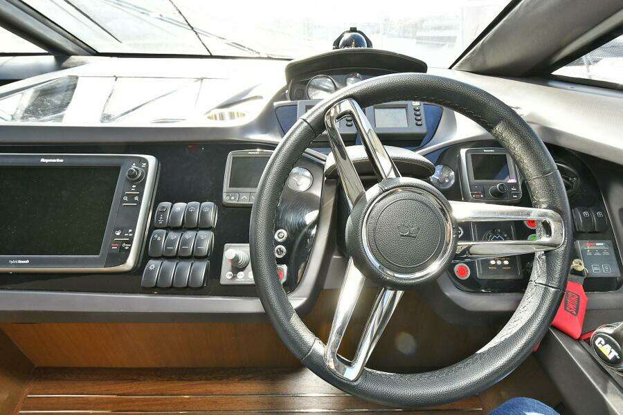 2016 Princess 52 Flybridge