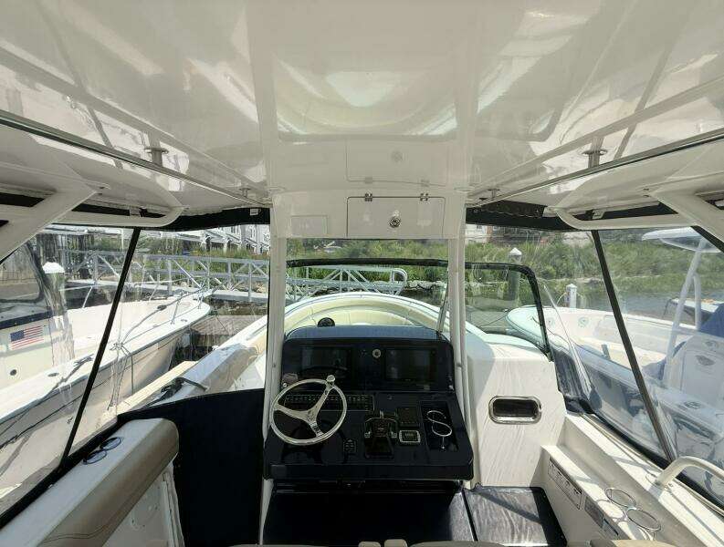 2015 Pursuit ST 310 Sport Tender