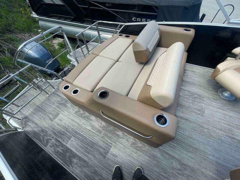 2024 Godfrey MC 235 DFL GTP