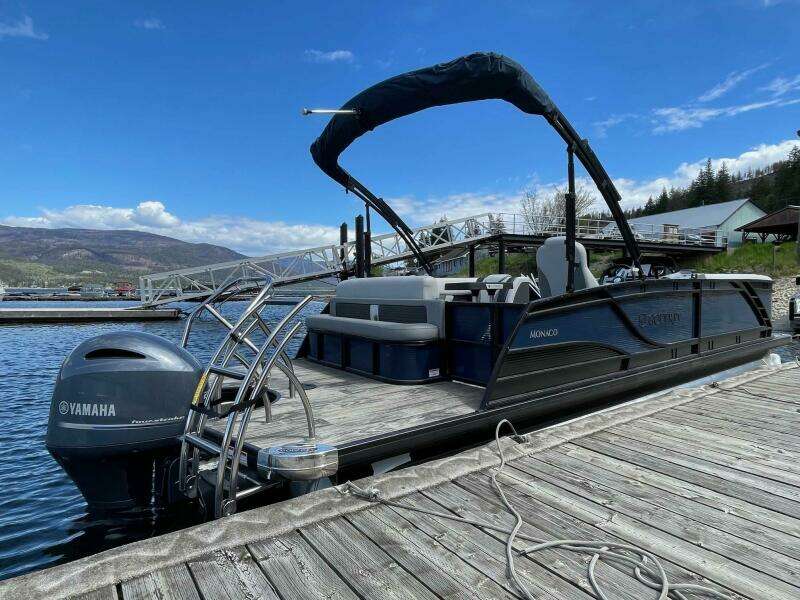 2024 Godfrey MC 235 C GTP