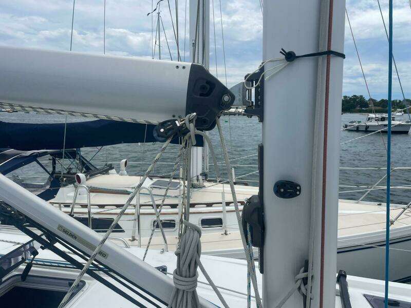 2020 Sun Odyssey 410