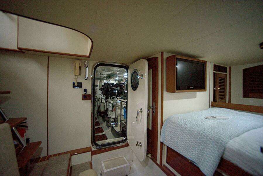 2011 Marlow Explorer 70E
