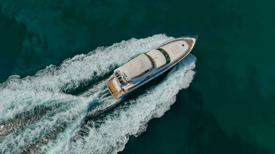 2006 Princess Yachts 