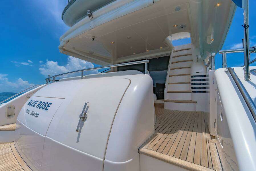 2006 Princess Yachts 