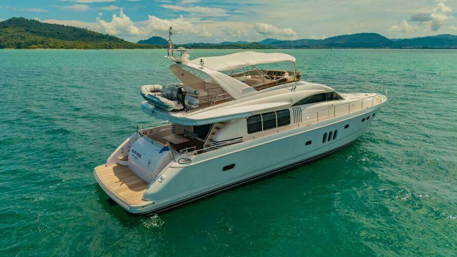 2006 Princess Yachts 
