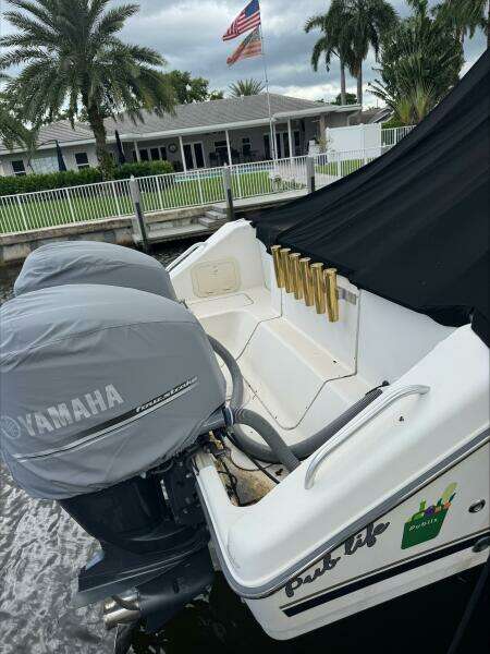 2007 Pursuit 335 Offshore