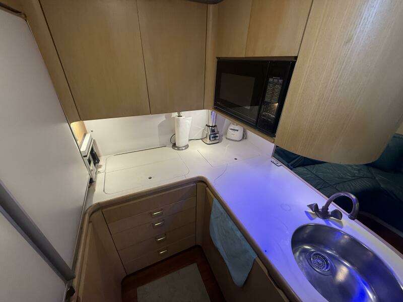 1991 Tiara Yachts 43 Open