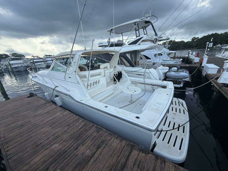 1991 Tiara Yachts 43 Open