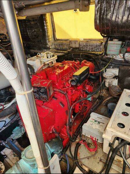 1991 Tiara Yachts 43 Open