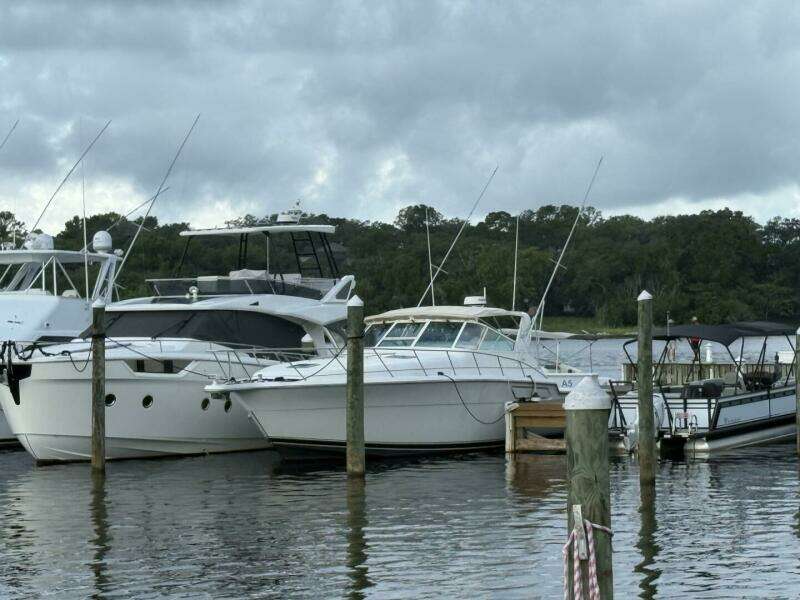 1991 Tiara Yachts 43 Open