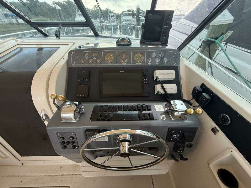 1991 Tiara Yachts 43 Open