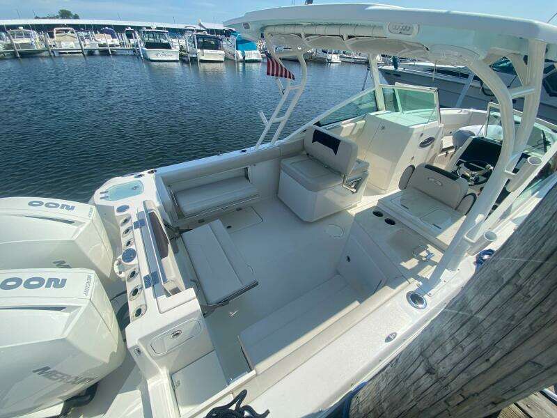 2022 Sailfish 276 Dual Console