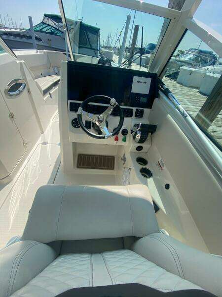2022 Sailfish 276 Dual Console