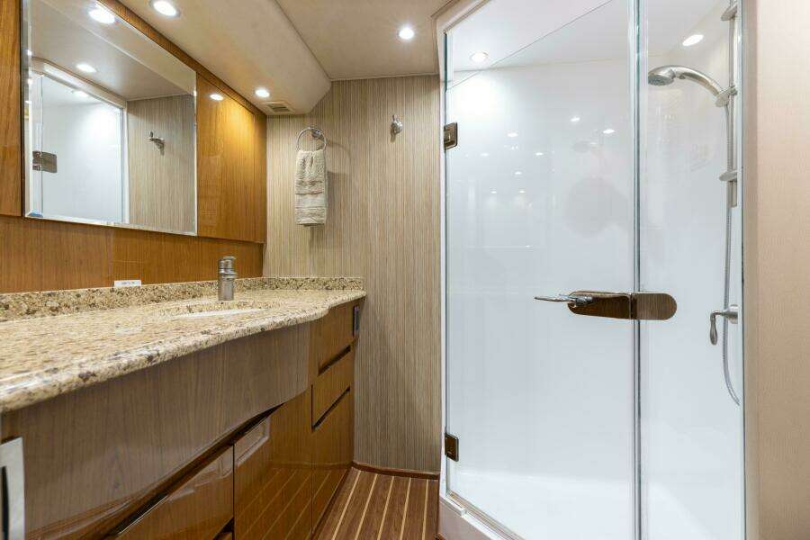 Master Stateroom Head