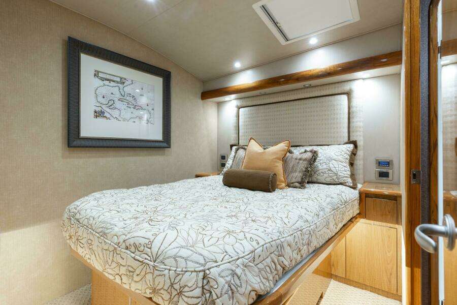 Port Aft Guest Stateroom