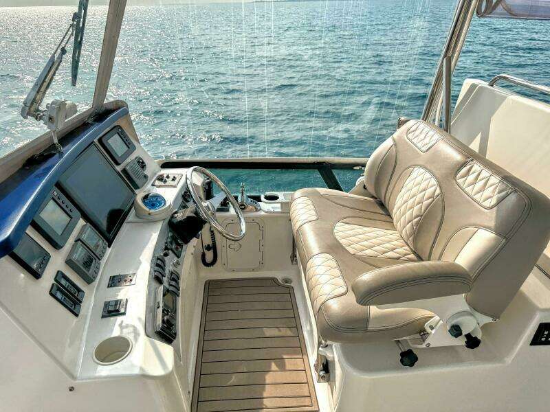 2005 Neptunus 62 Flybridge