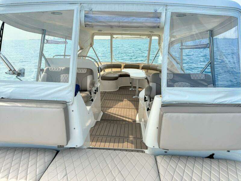 2005 Neptunus 62 Flybridge