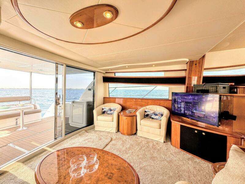 2005 Neptunus 62 Flybridge