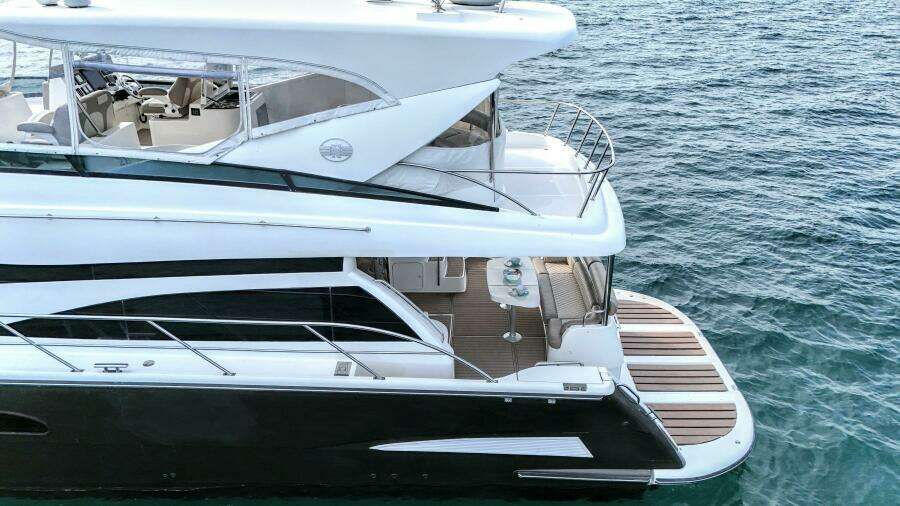 2005 Neptunus 62 Flybridge