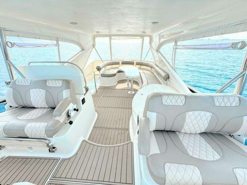 2005 Neptunus 62 Flybridge