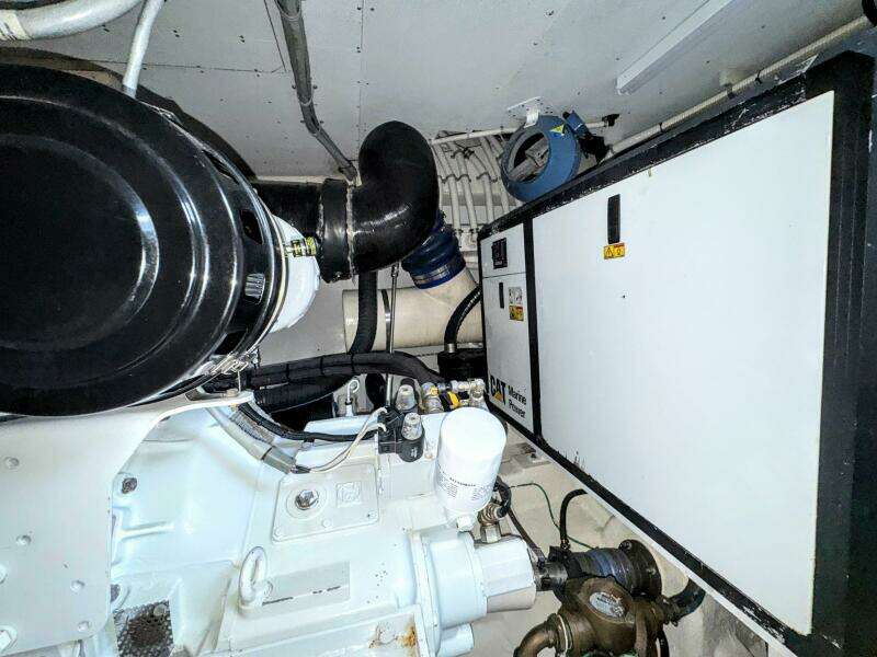 2005 Neptunus 62 Flybridge