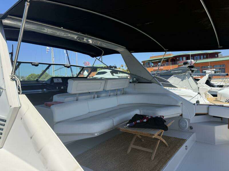 1985 Sea Ray 460 Express Cruiser