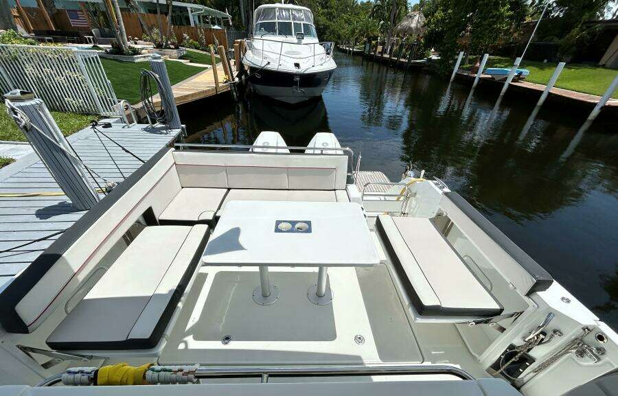 2022 Jeanneau Leader 10.5 WA Series 2