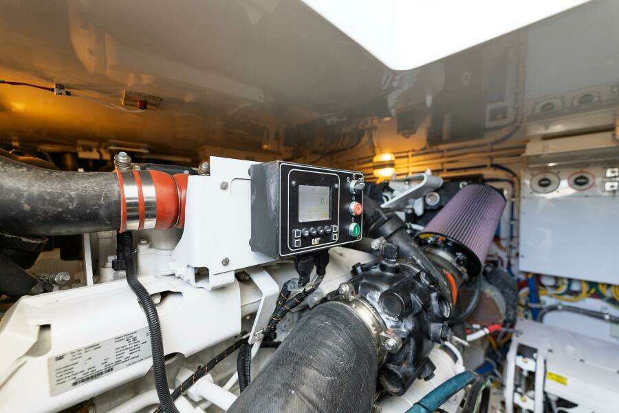 2018 Hatteras GT45X Flybridge