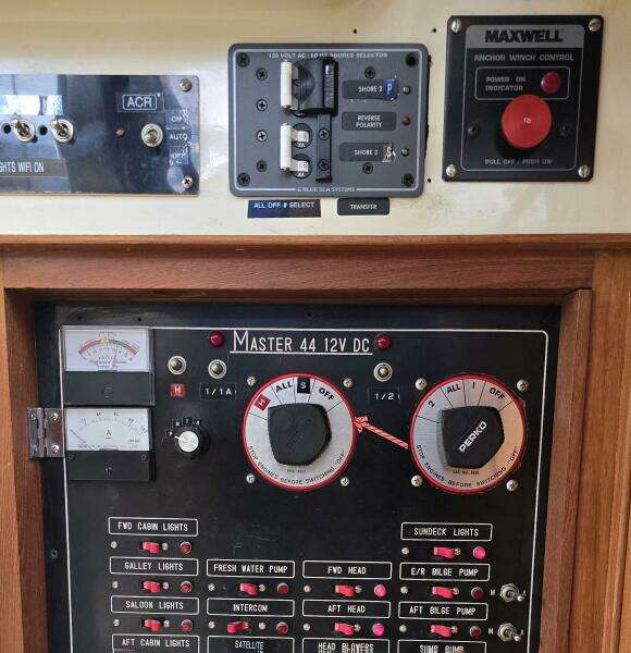 1988 Vantare 44 Aft Cabin