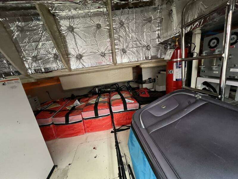 2000 Viking Princess 52 Flybridge