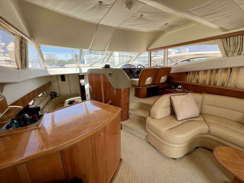 2000 Viking Princess 52 Flybridge