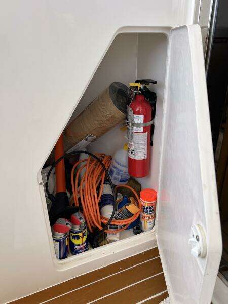 2000 Viking Princess 52 Flybridge