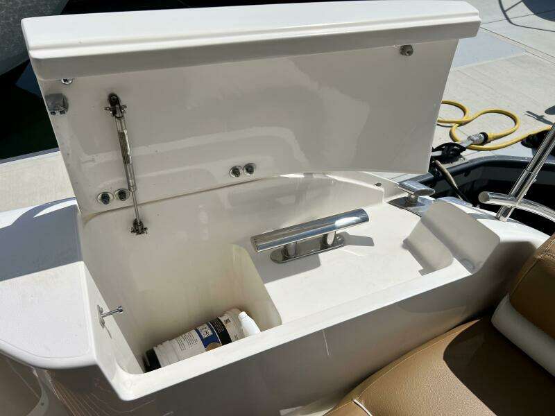 2000 Viking Princess 52 Flybridge