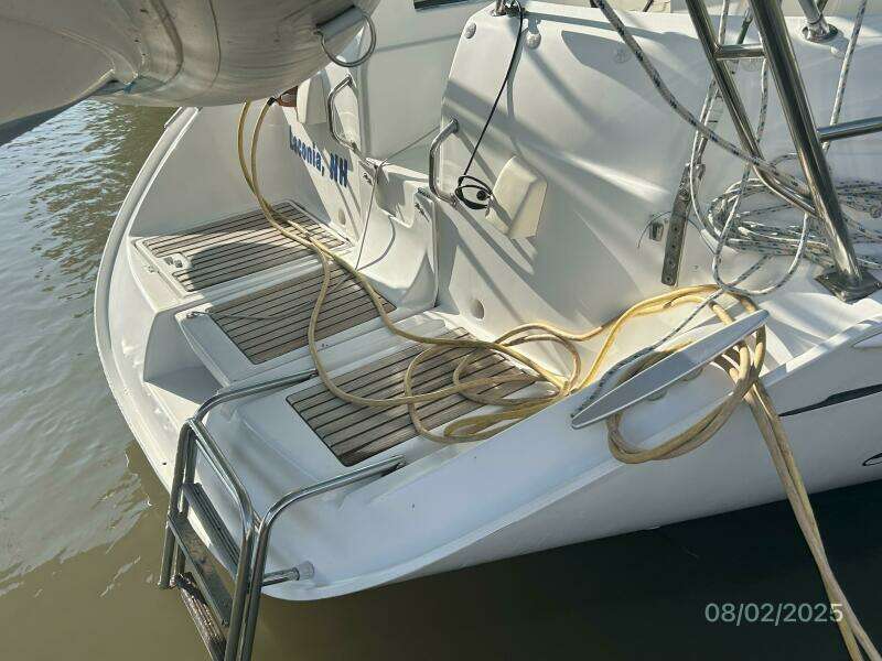 46' Beneteau swimplatform