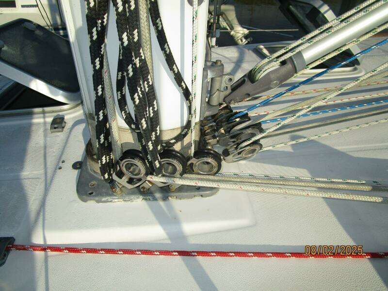 46' Beneteau mast base2