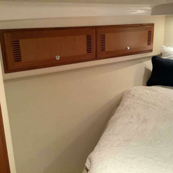 2006 Cabo 35 Flybridge Sportfish