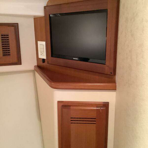 2006 Cabo 35 Flybridge Sportfish