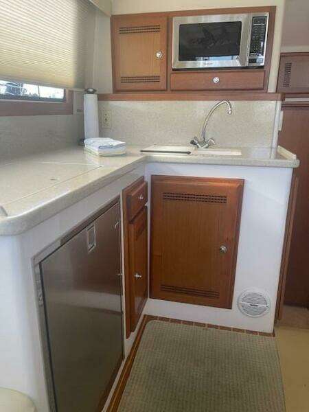 2006 Cabo 35 Flybridge Sportfish