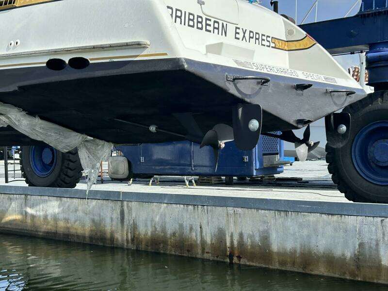 1984 Custom 38 Custom