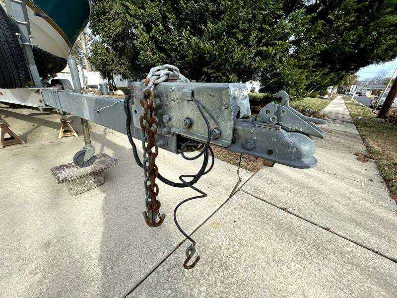 2001 Aquasport 250 Explorer