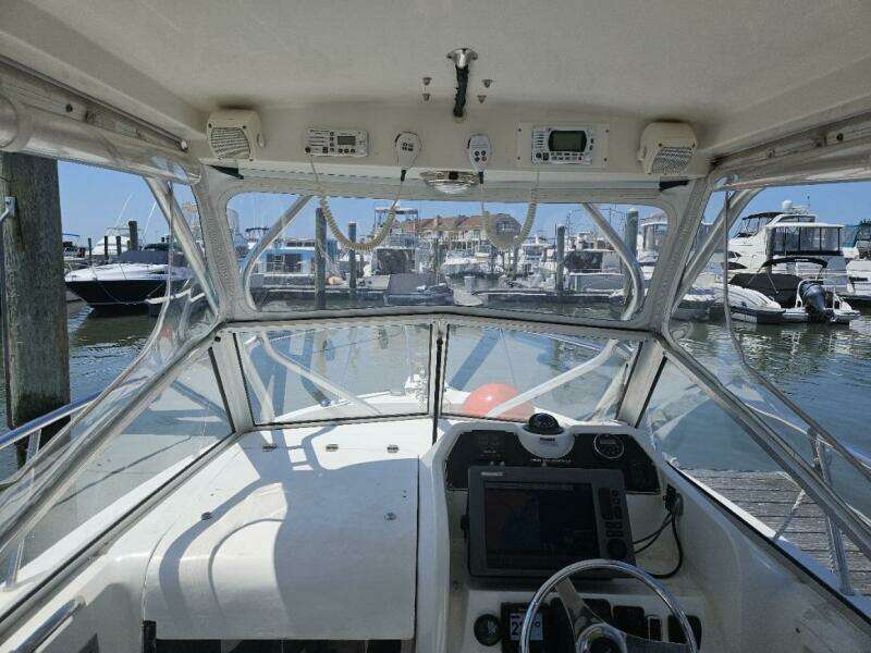 2001 Aquasport 250 Explorer