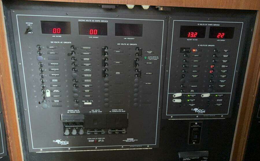 1988 Viking Motor Yacht