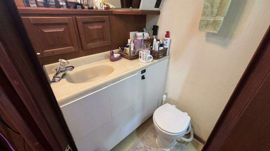 1988 Viking Motor Yacht