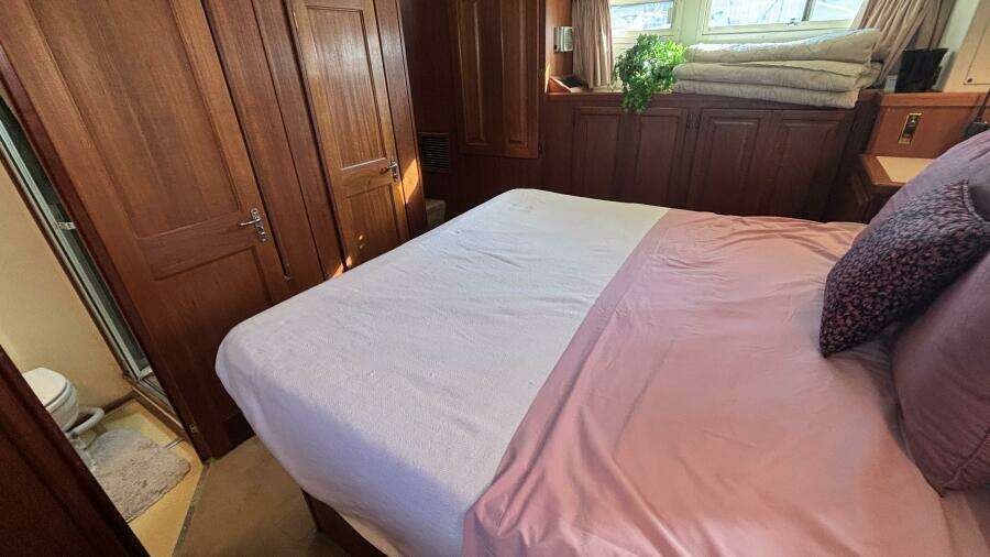 1988 Viking Motor Yacht