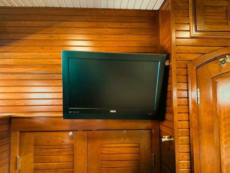 2002 Trawler Custom Aluminum