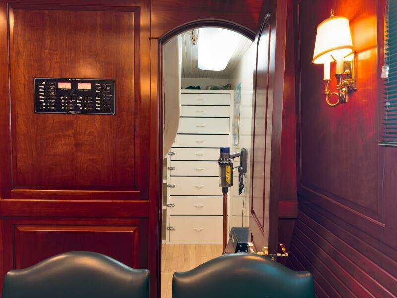 2002 Trawler Custom Aluminum